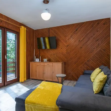 Mountain House Emerald Dream Vela Ucka