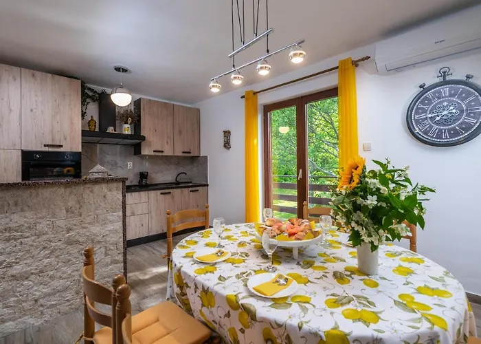 Mountain House Emerald Dream Hébergement de vacances