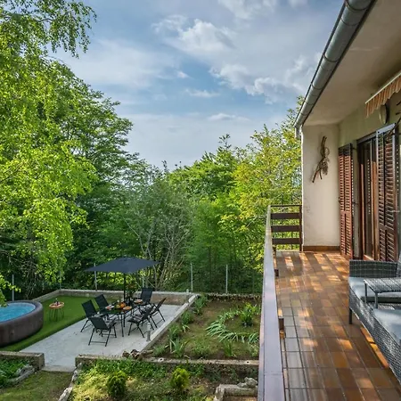 Mountain House Emerald Dream * Vela Učka