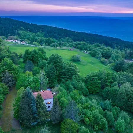 Mountain House Emerald Dream Vela Ucka