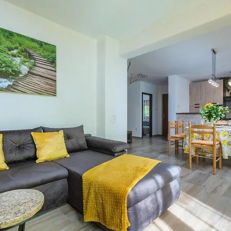 Mountain House Emerald Dream Holiday home Vela Ucka
