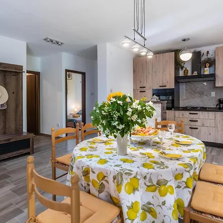 Mountain House Emerald Dream