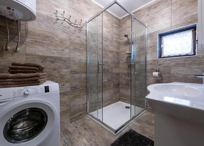 Mountain House Emerald Dream Vela Učka